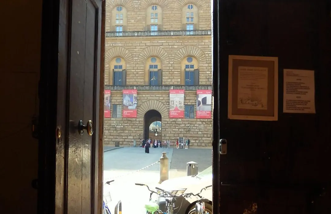 Very Special+Views In Front Of Pitti Palace&Garden-1